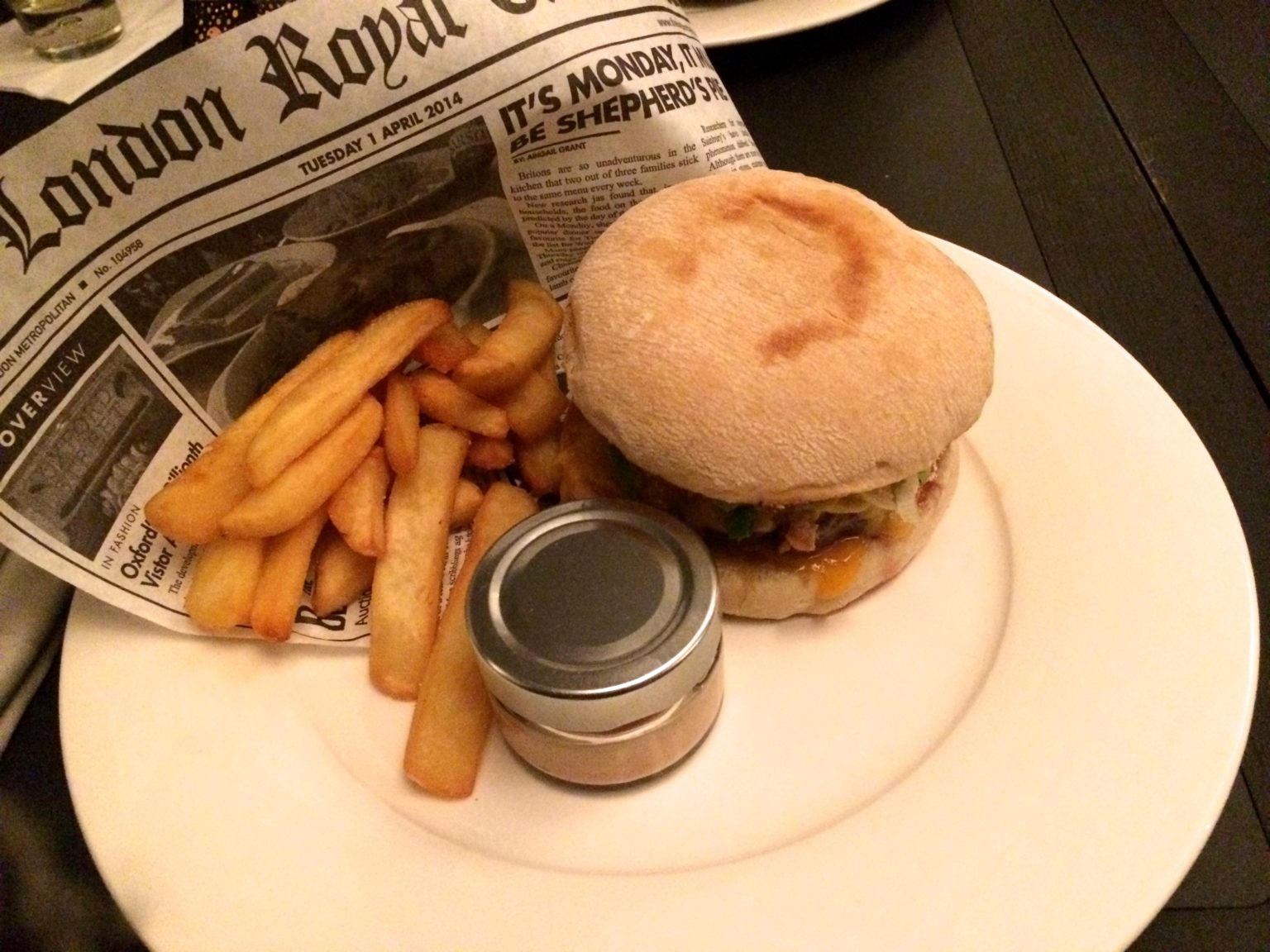 es darf auch einmal ein Burger sein... der "The Room Burger"