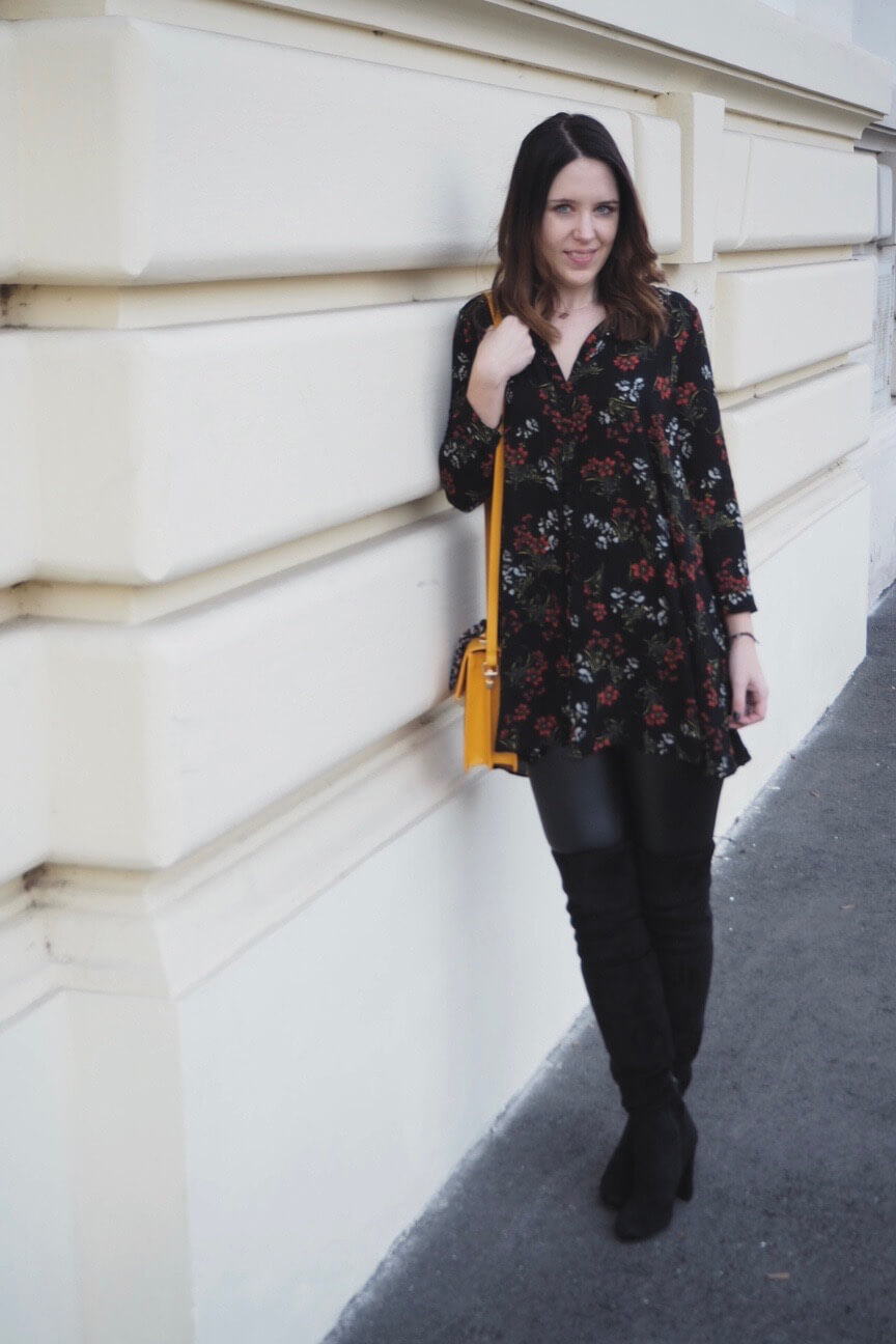 Outfit dark floral dress and overknee boots