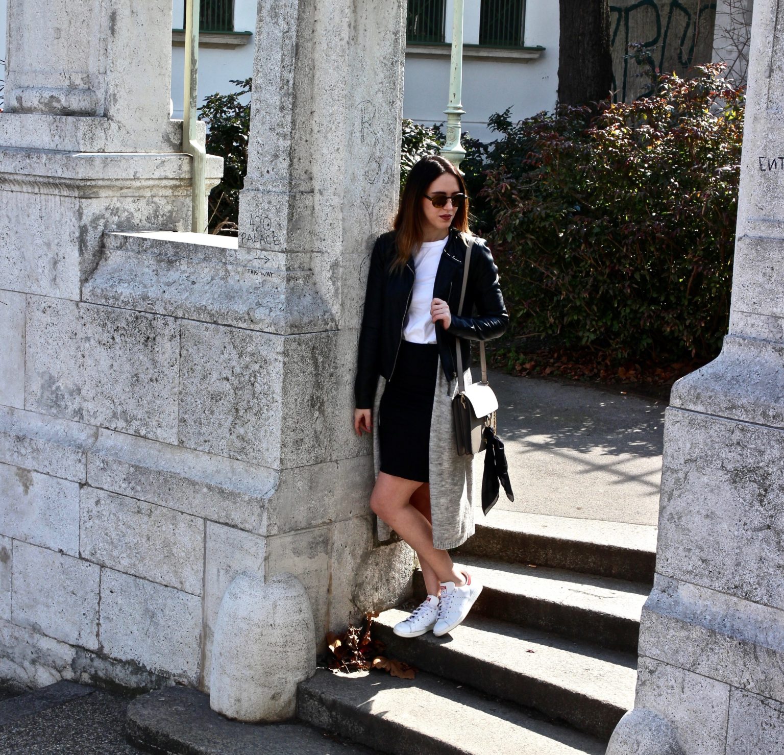 Casual Look mit PENCIL SKIRT: One Trend – Different Styles Casual Outfit mit Pencil Skirt